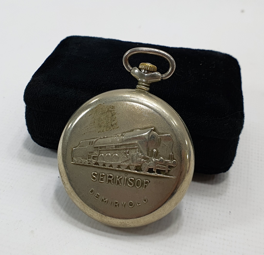 ARKASI TRENLİ SERKİSOF MARKA KURMALI CEP SAATİ